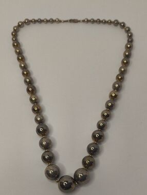Vintage Korea! Graduated Metal Beaded Necklace